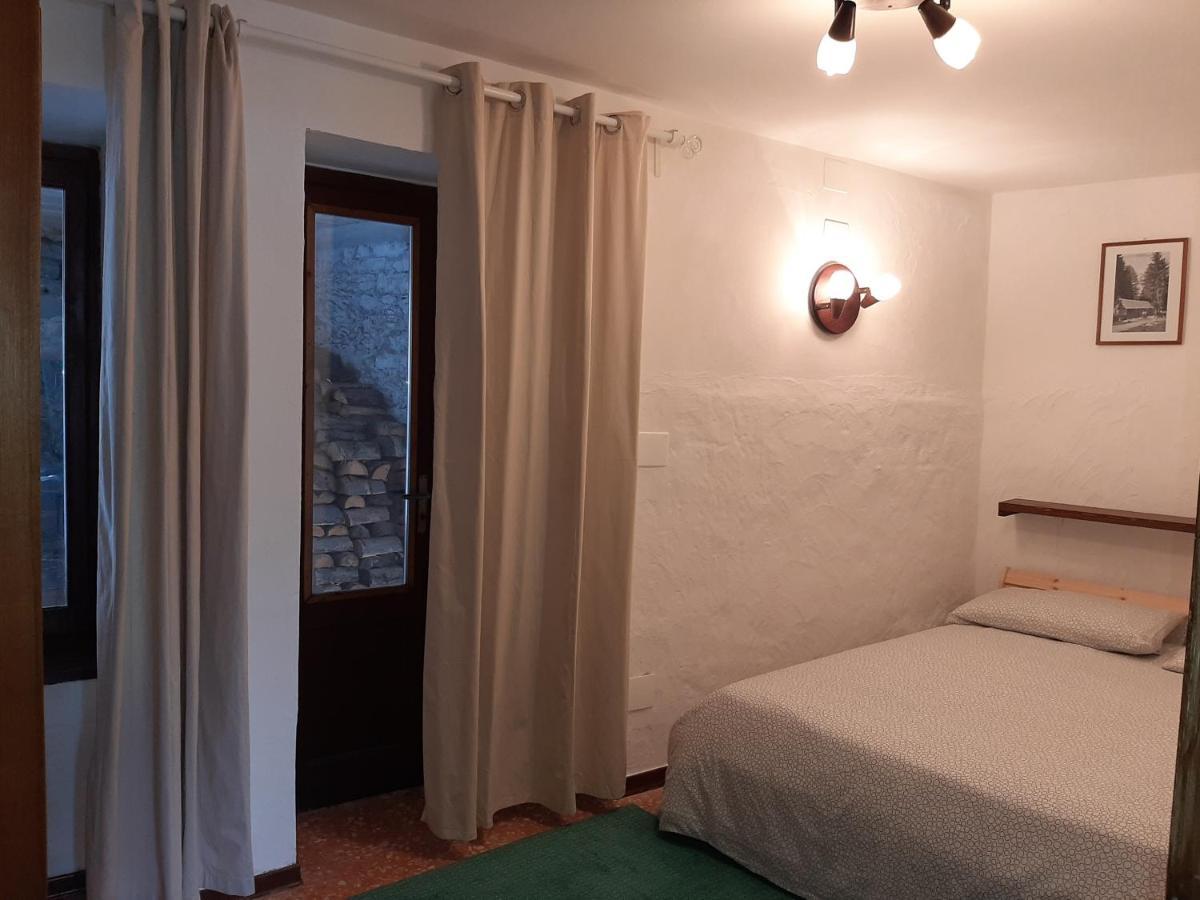 Il torrente dell'envers La Salle Esterno foto